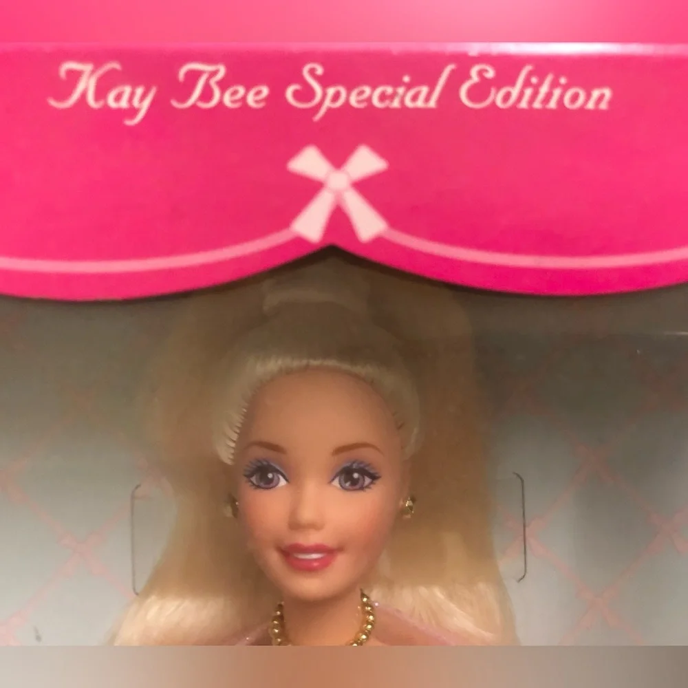 NEW! VINTAGE 1997 “Fantasy Ball” Barbie Doll (Kay Bee Special Edition)